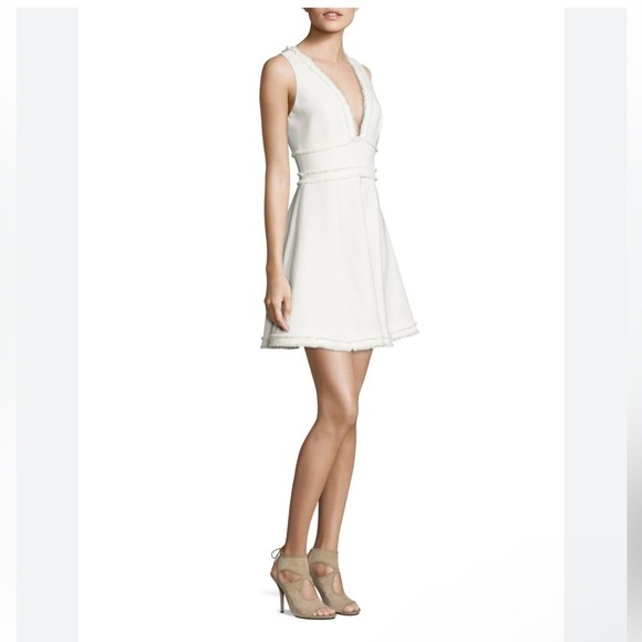 CINQ À SEPT Aurora White V-Neck Fit & Flare Mini Dress 🤍 size 4 - Picture 6 of 7